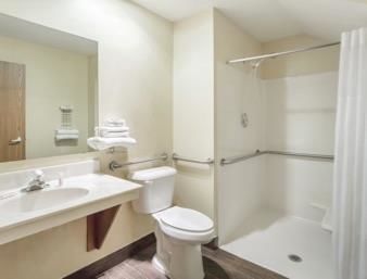 Days Inn By Wyndham Stoughton Wi. Esterno foto