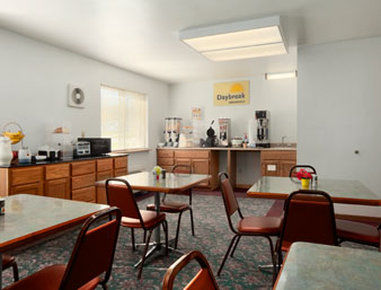 Days Inn By Wyndham Stoughton Wi. Esterno foto